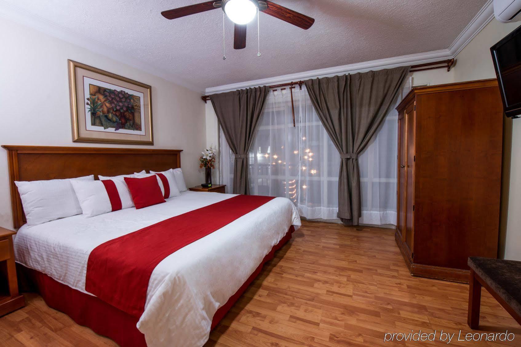 Del Marques Hotel&Suites Guadalajara Buitenkant foto
