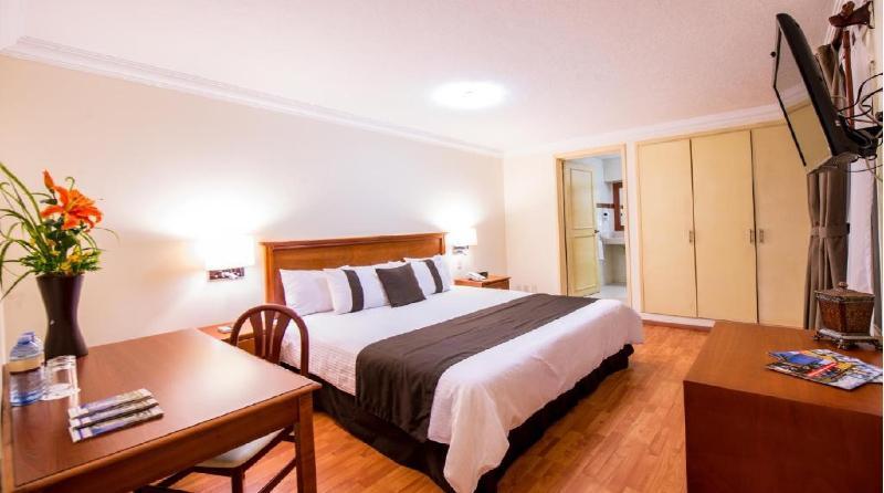 Del Marques Hotel&Suites Guadalajara Buitenkant foto